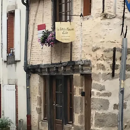 Petite Maison Medievale Parthenay Buitenkant foto