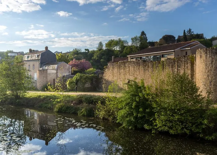 Petite Maison Medievale