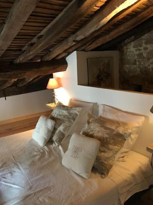 Petite Maison Medievale